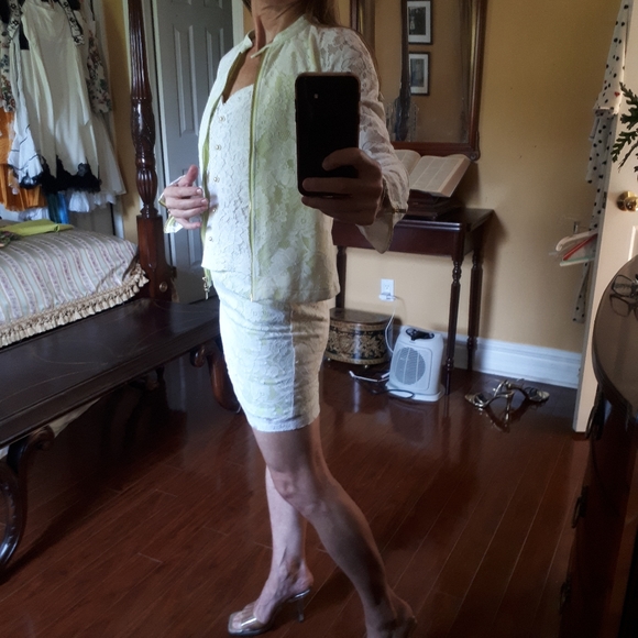 Kenneth Cole lace bomber jacket - Picture 3 of 6